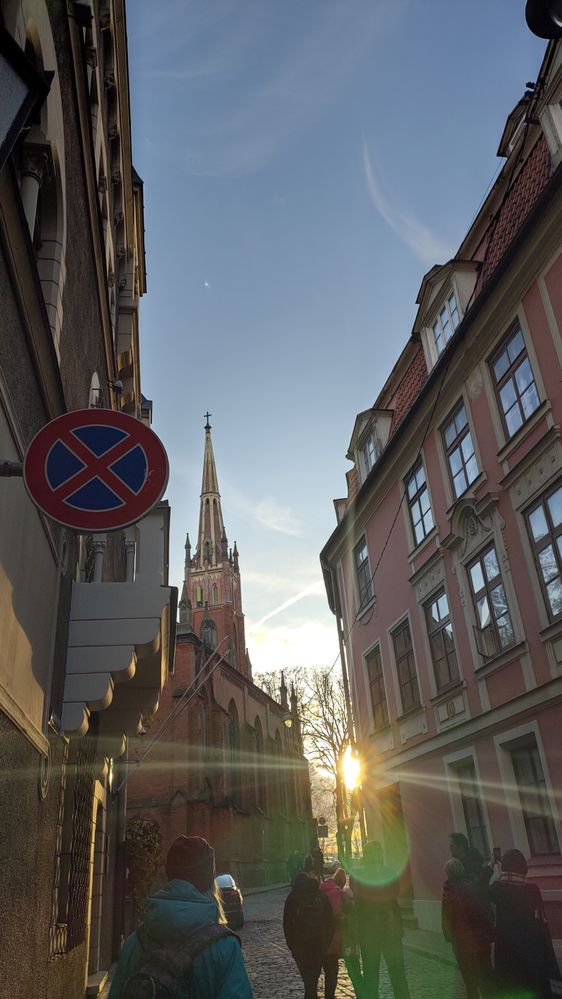 FGN9EUHKSIMI.jpg FGN9EUHKSIMI.jpg