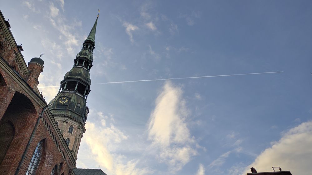 TU3XH10T4M9Y.jpg TU3XH10T4M9Y.jpg