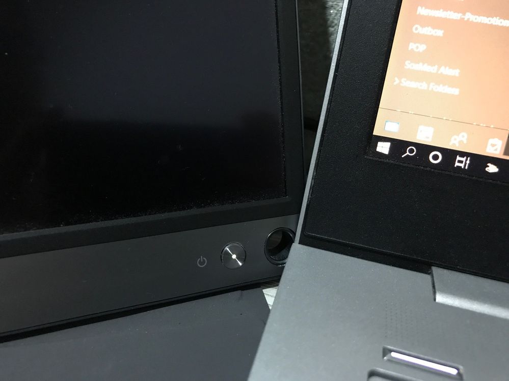asus1.jpg asus1.jpg