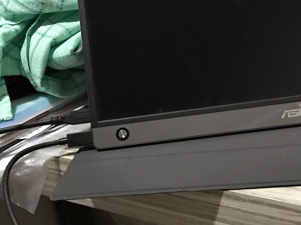 asus3.jpg asus3.jpg